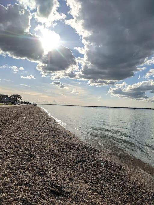 Cliffside Appartement Cowes  Buitenkant foto
